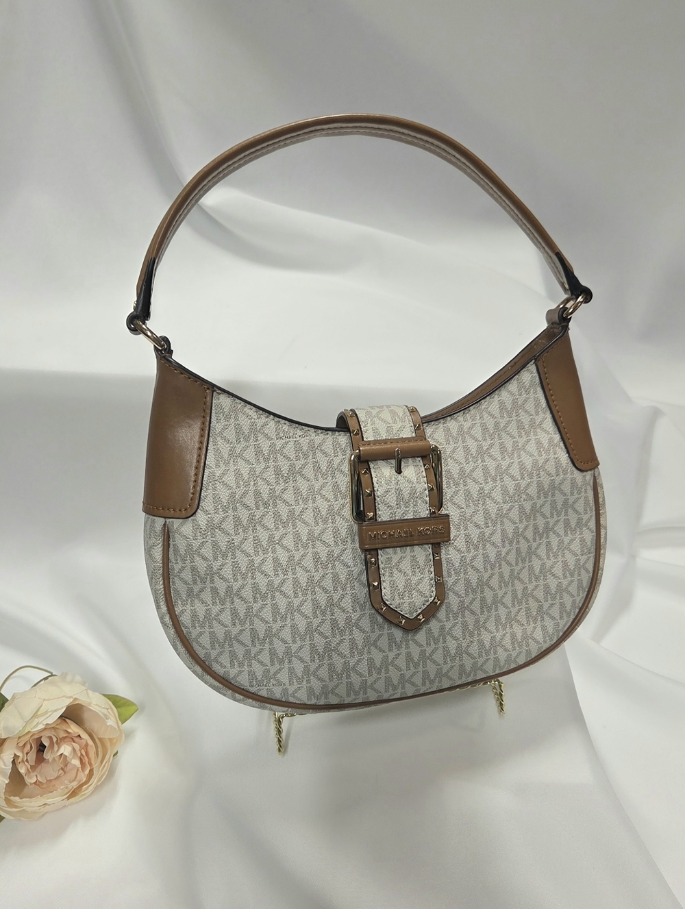 Michael Kors Signature Lillian Shoulder Bag